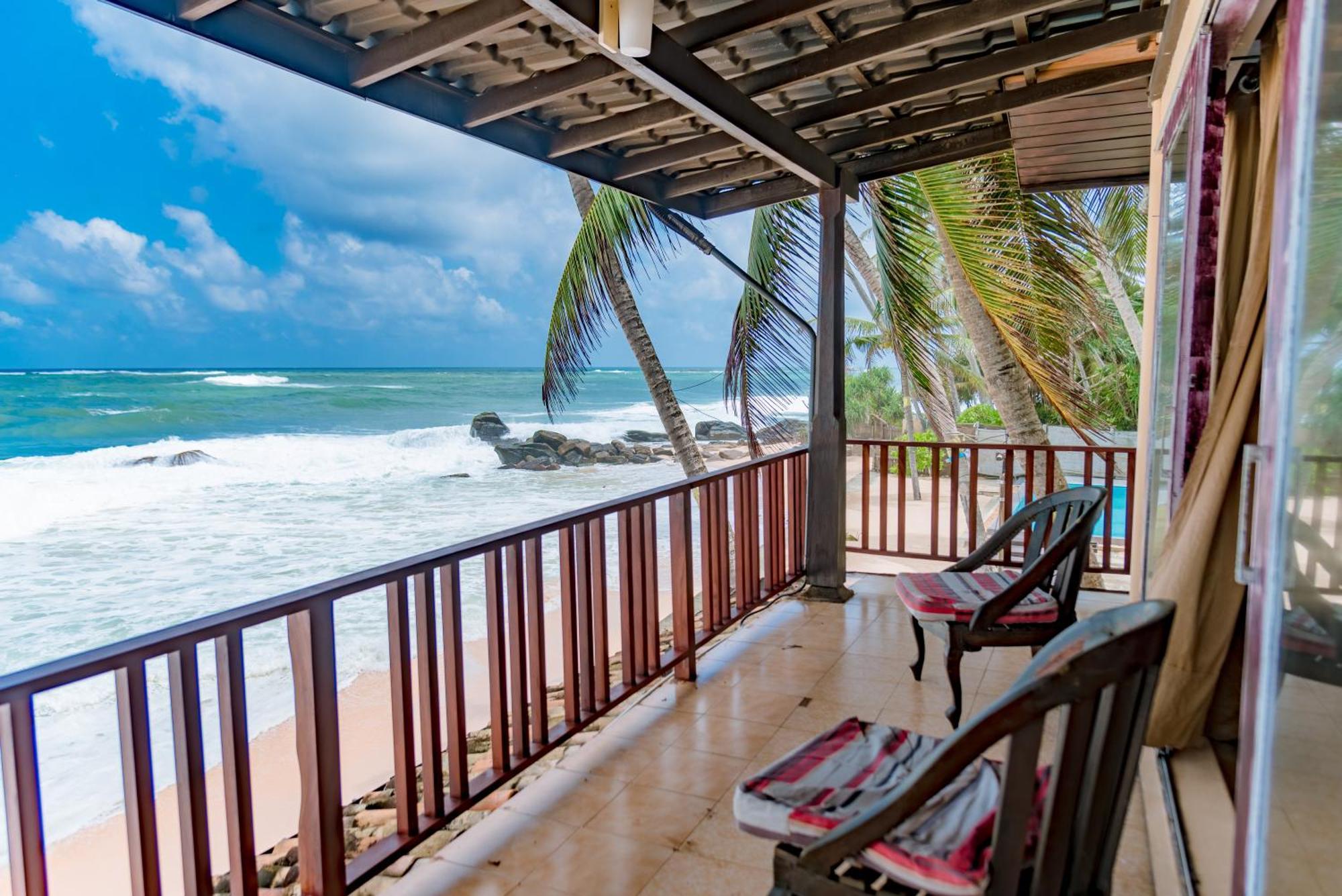 Amor Beach Unawatuna Buitenkant foto