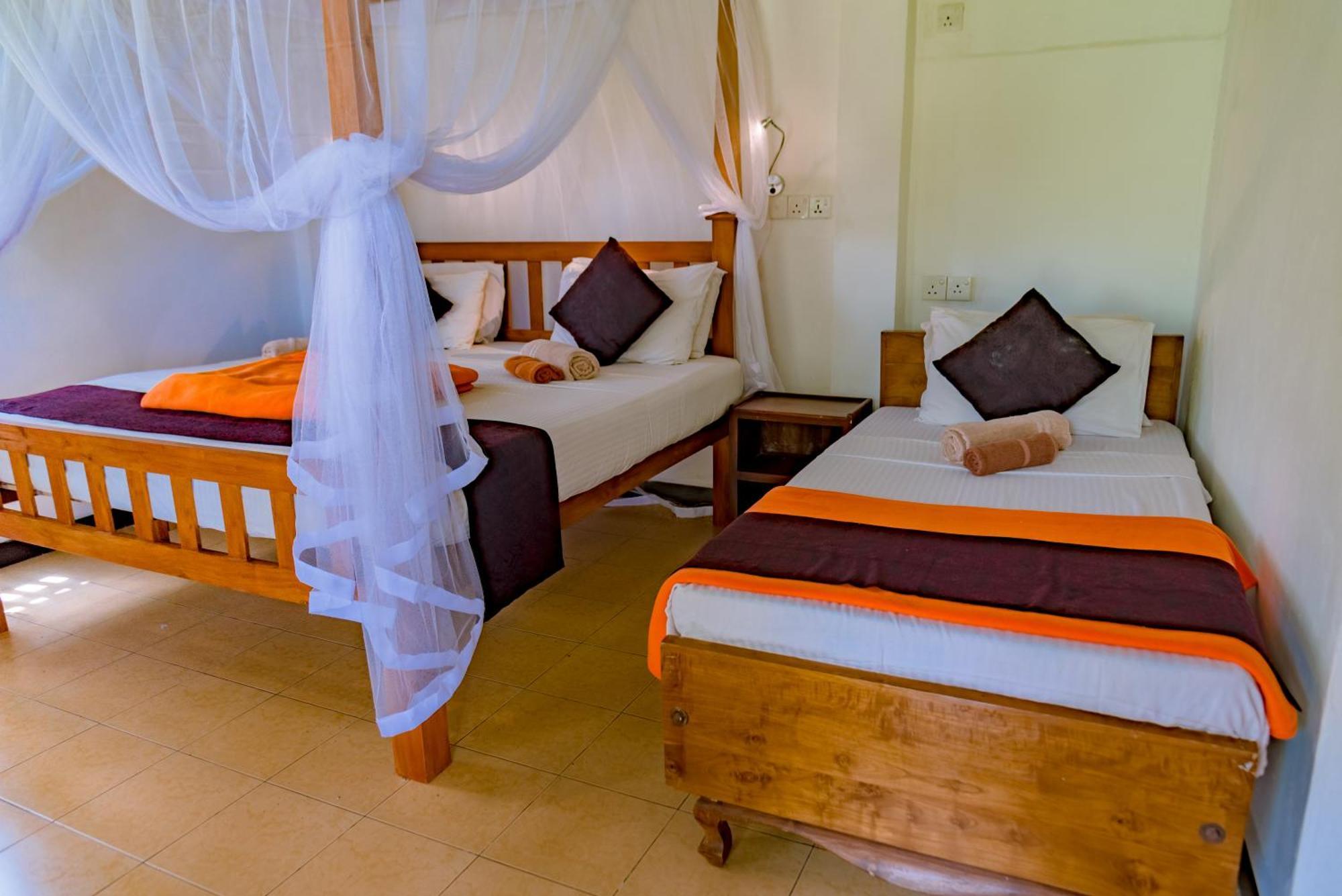 Amor Beach Unawatuna Buitenkant foto