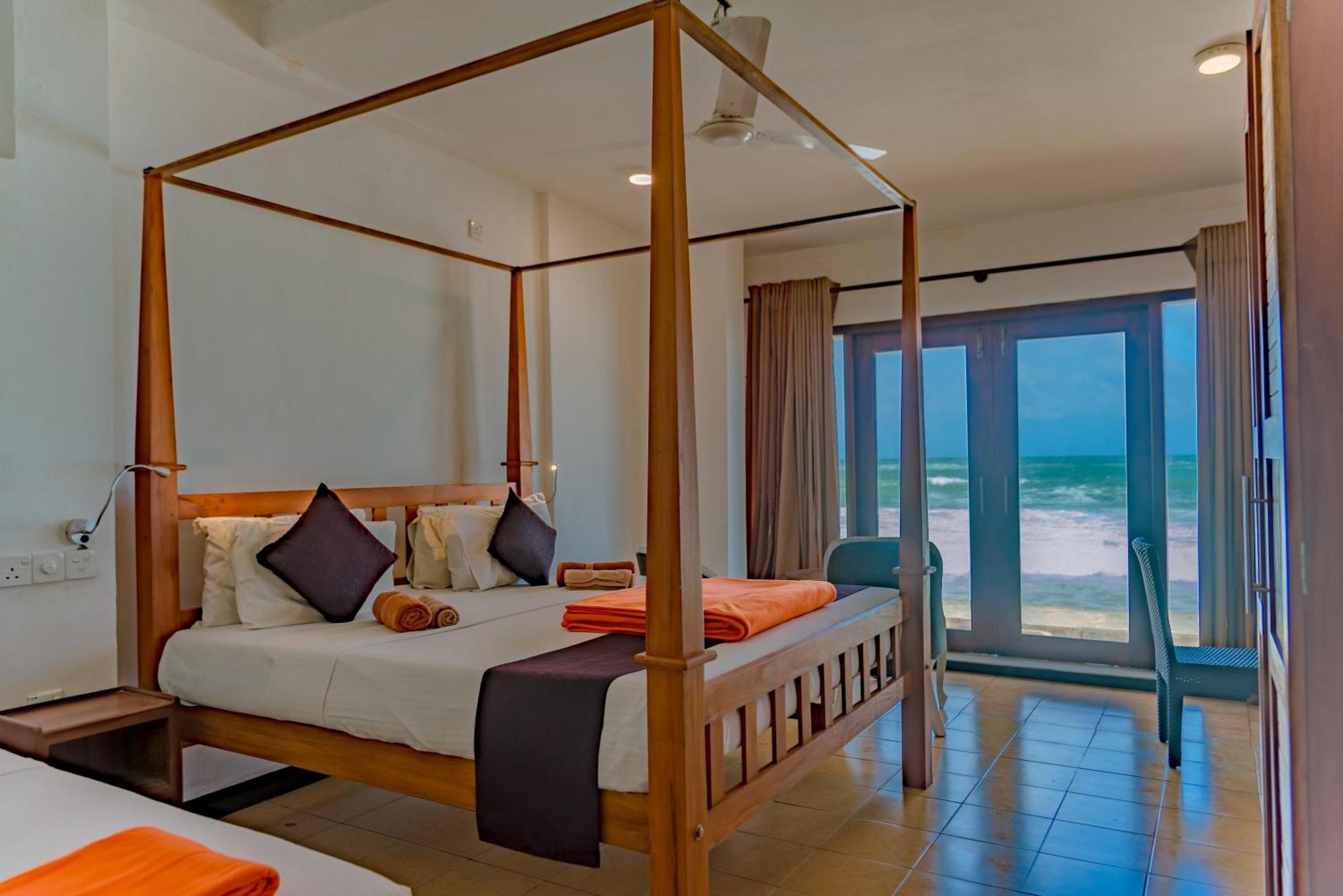Amor Beach Unawatuna Buitenkant foto