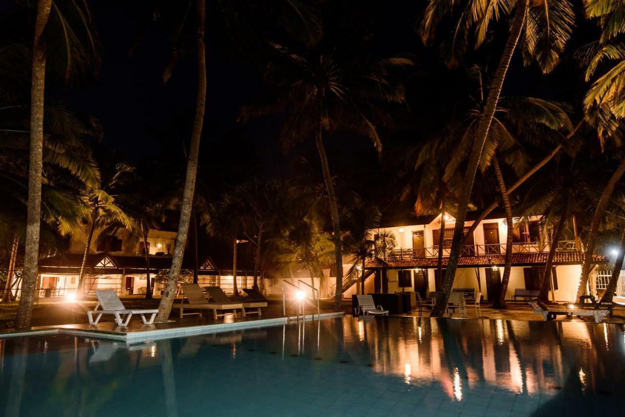 Amor Beach Unawatuna Buitenkant foto