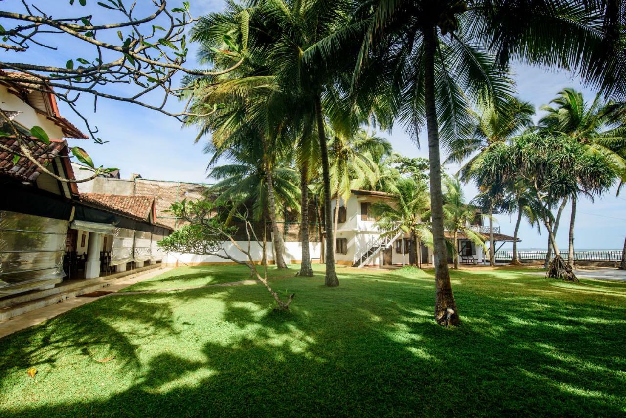 Amor Beach Unawatuna Buitenkant foto